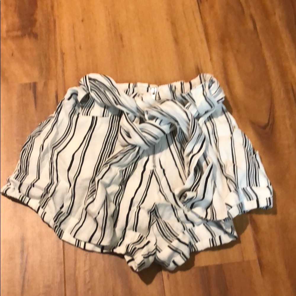 NEW!!! MLM shorts size xs